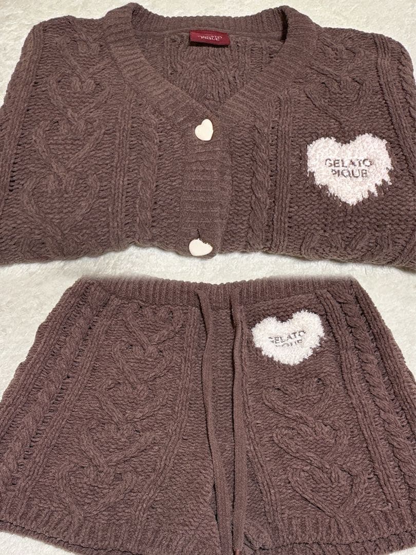 ジェラートピケ　2025 Valentin ハートアラン　カーディガン