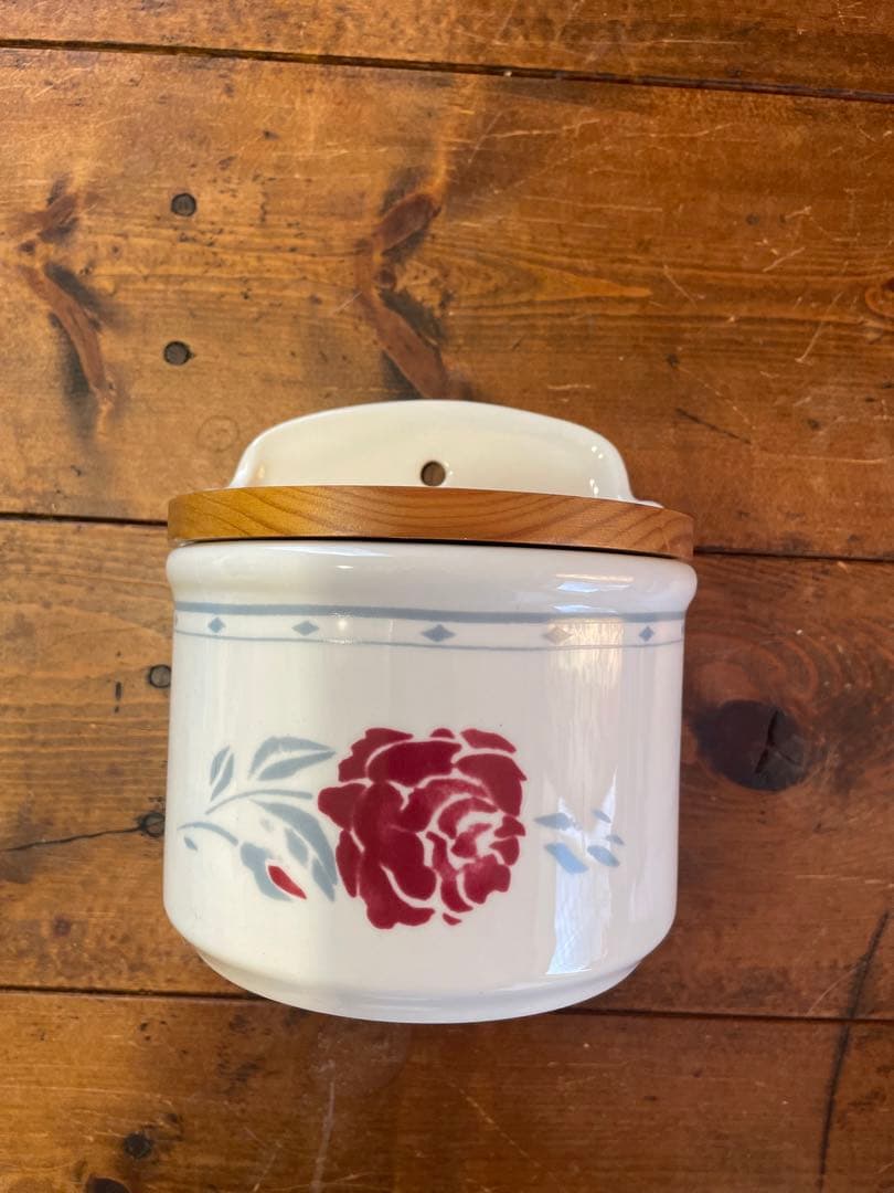 コントワールドファミーユ セル缶とツール立て