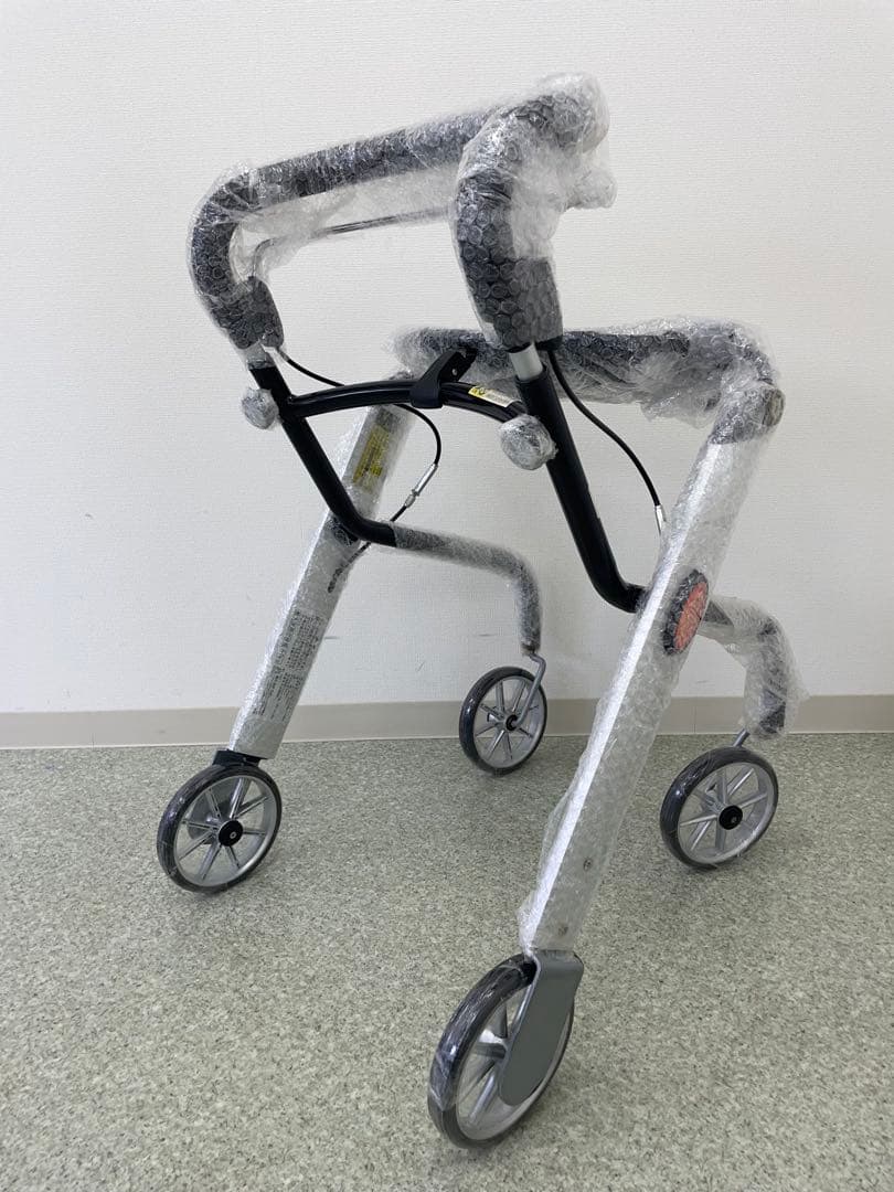 歩行車：レッツゴーミニ