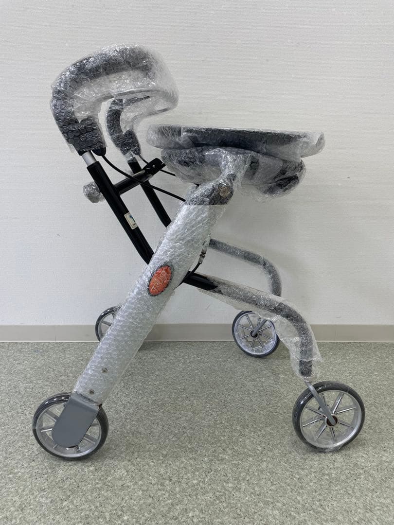 歩行車：レッツゴーミニ