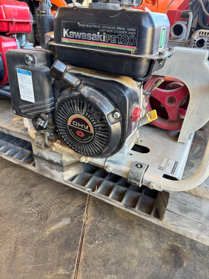 動作確認済　 噴霧器 KawasakiFE120 ysー302 OHV