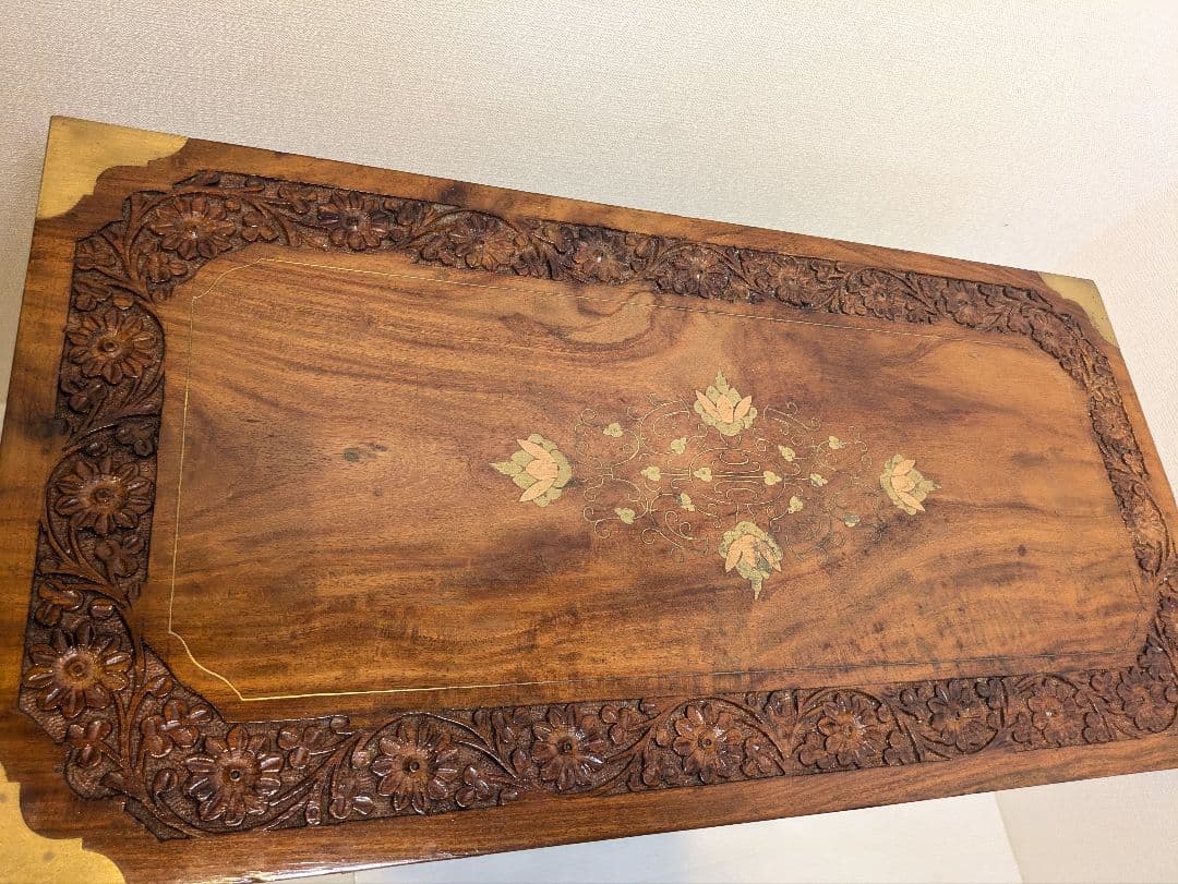 アンティーク　木彫　家具　彫刻　 チェスト 引き出し