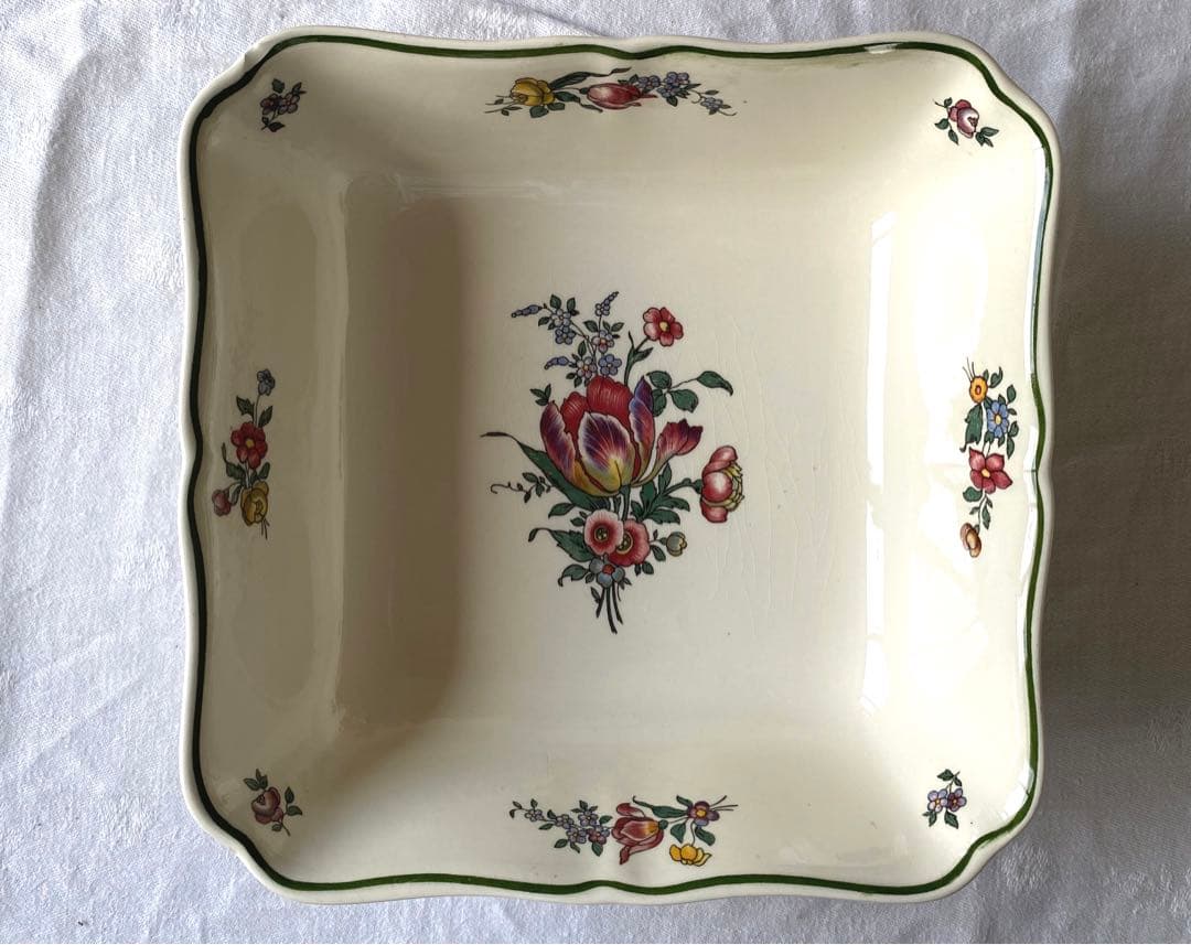 Villeroy boch ヴィンテージ　チューリップ　サラダボウル　四角