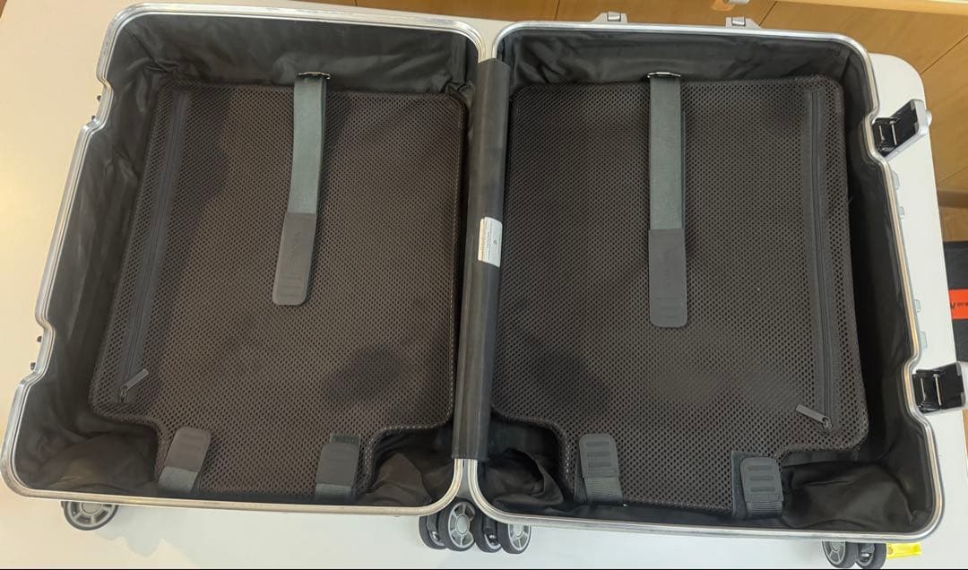 Rimowa キャビンプラス