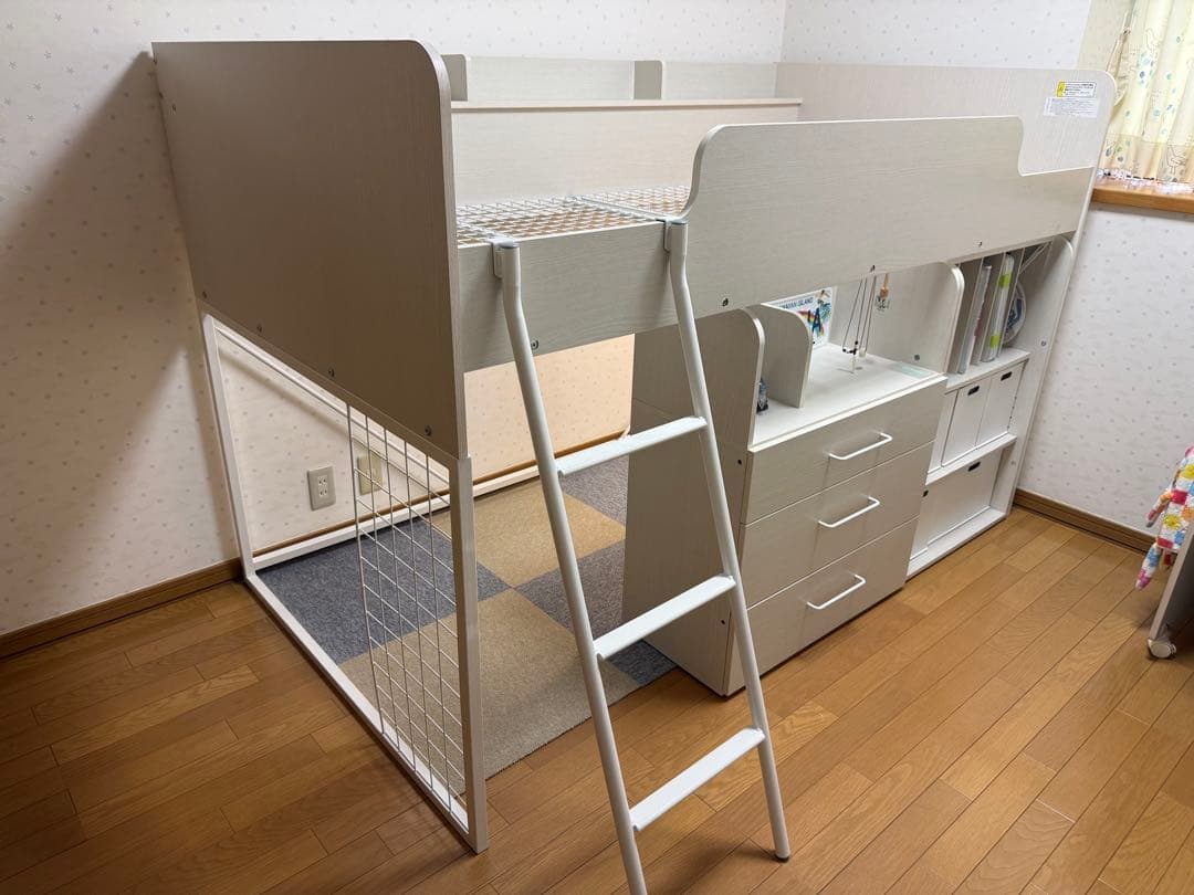 ロフトベッド・デスク付きホワイト 勉強机&椅子