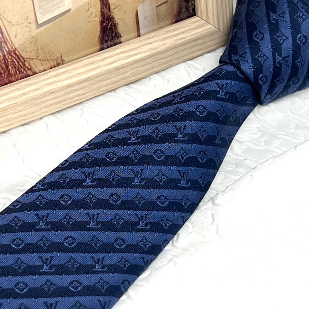 ✨ほぼ未使用品✨ルイヴィトン ネクタイ　モノグラム ダイアゴナル　マリーヌ
