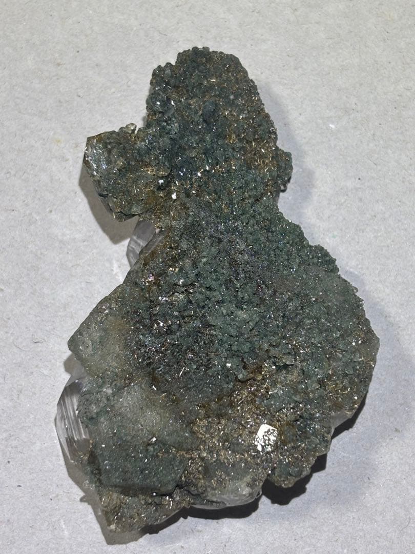 希少　マニハール水晶 ルチル共生 レコードキーパー多数　虹