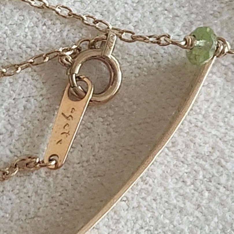 ペリドット♡天然石【アガット】K10 ゴールド メッセージ バー ブレスレット