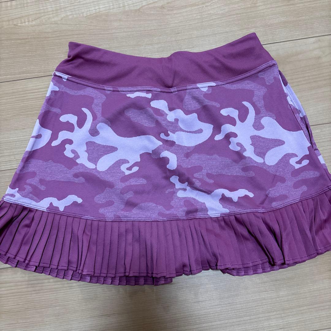 未使用品‼️バボラ　上下セット　半袖　迷彩　ピンク　トップス　スコート　フリル