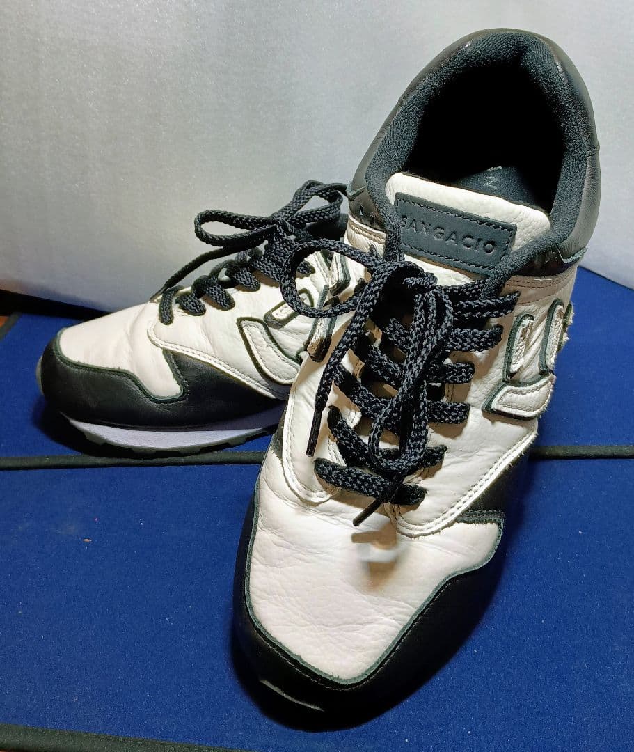 コ*ペ様 サンガッチョ　にゅ〜ず　27センチ　白黒　抽選購買品