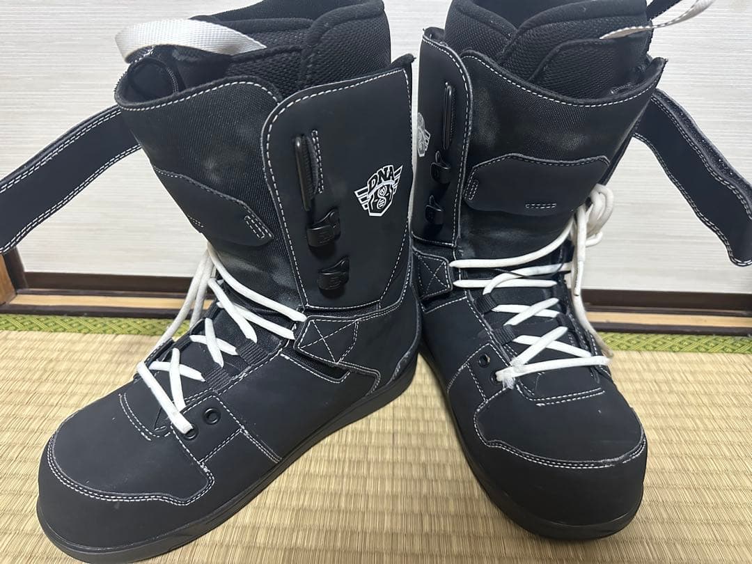 ディーラックス Deeluxe スノーボードブーツ DNA 27cm