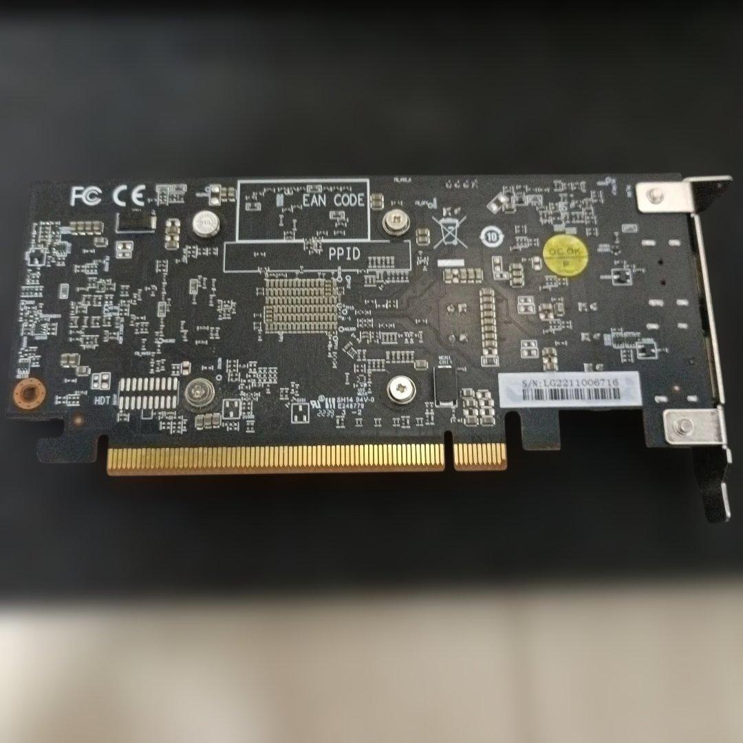 Radeon RX 6400（RD-RX6400-E4GB/LP）玄人志向