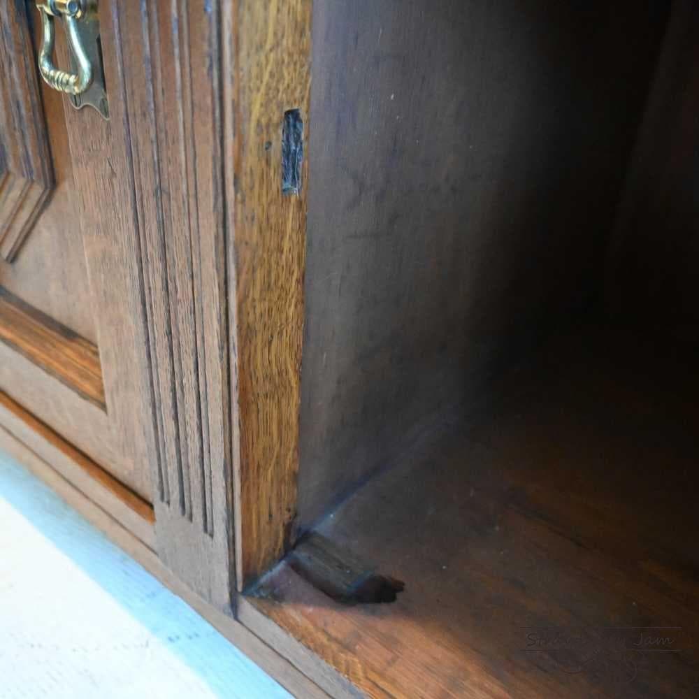 L3705-230 英国アンティーク キッチンキャビネット 食器棚 サイドボード