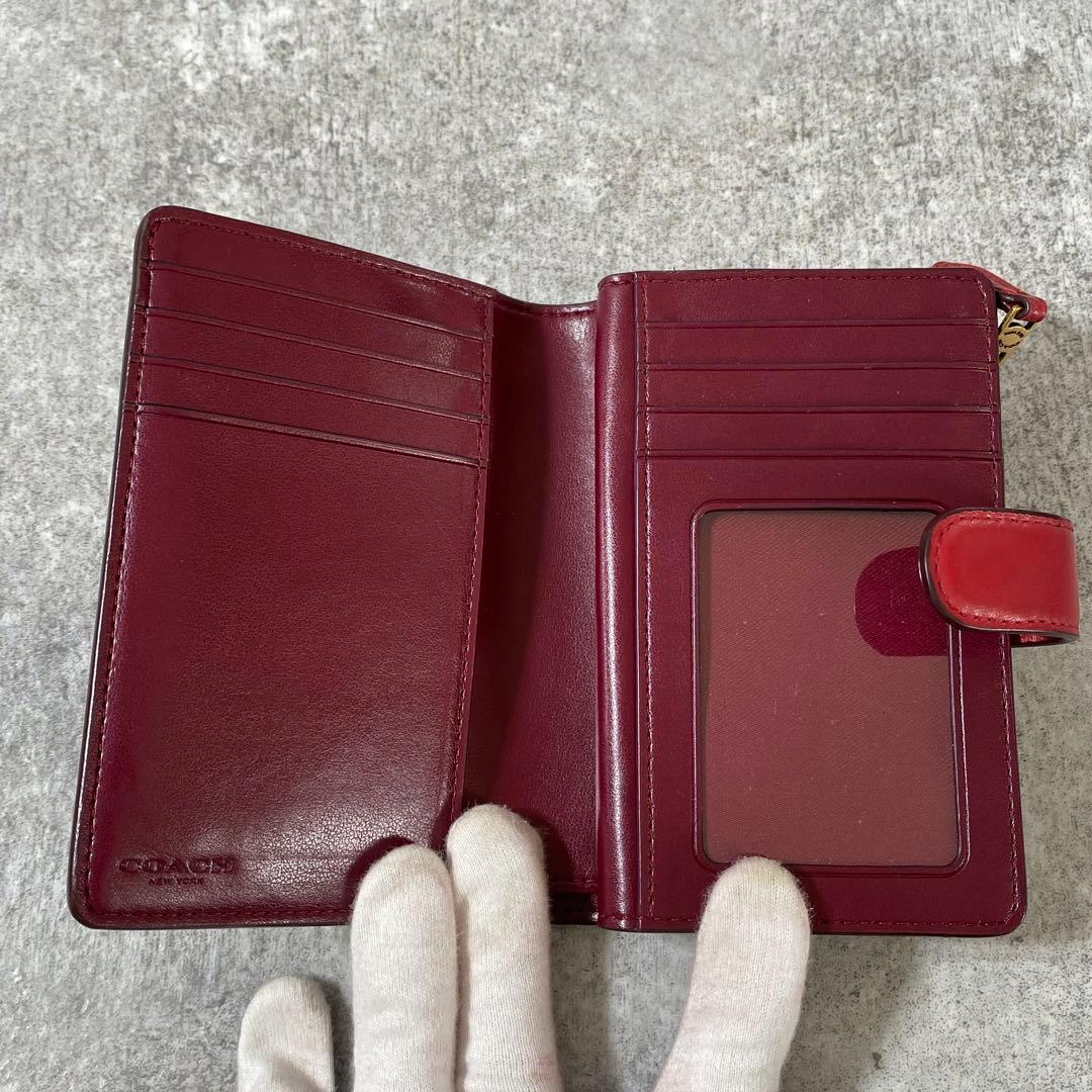 未使用　COACH　2つ折り財布　PVCレザー　シグネチャー　アップル りんご