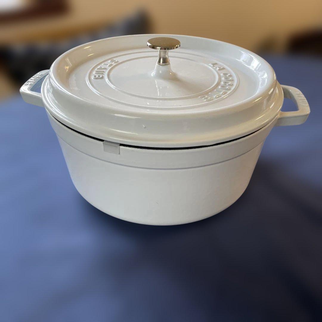 ストウブ　staub ホワイト　26cm ココットラウンド　レア　販売終了