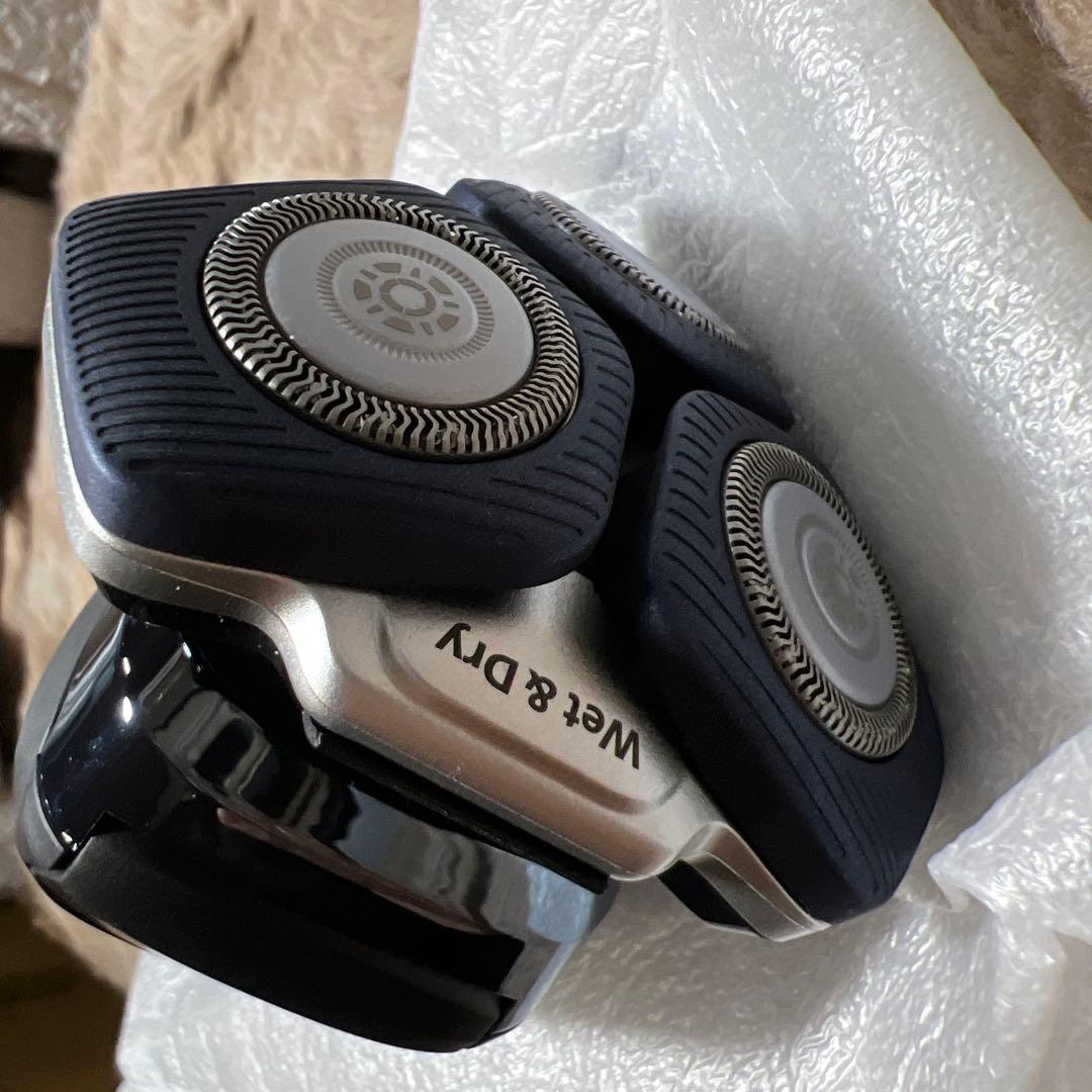 フィリップス 電動シェーバー 7000シリーズ 洗浄機付きモデルS7882/51