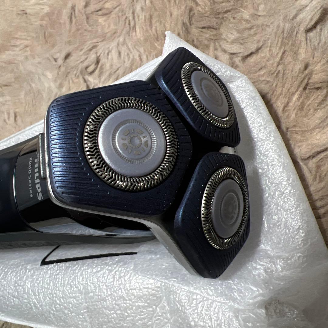 フィリップス 電動シェーバー 7000シリーズ 洗浄機付きモデルS7882/51