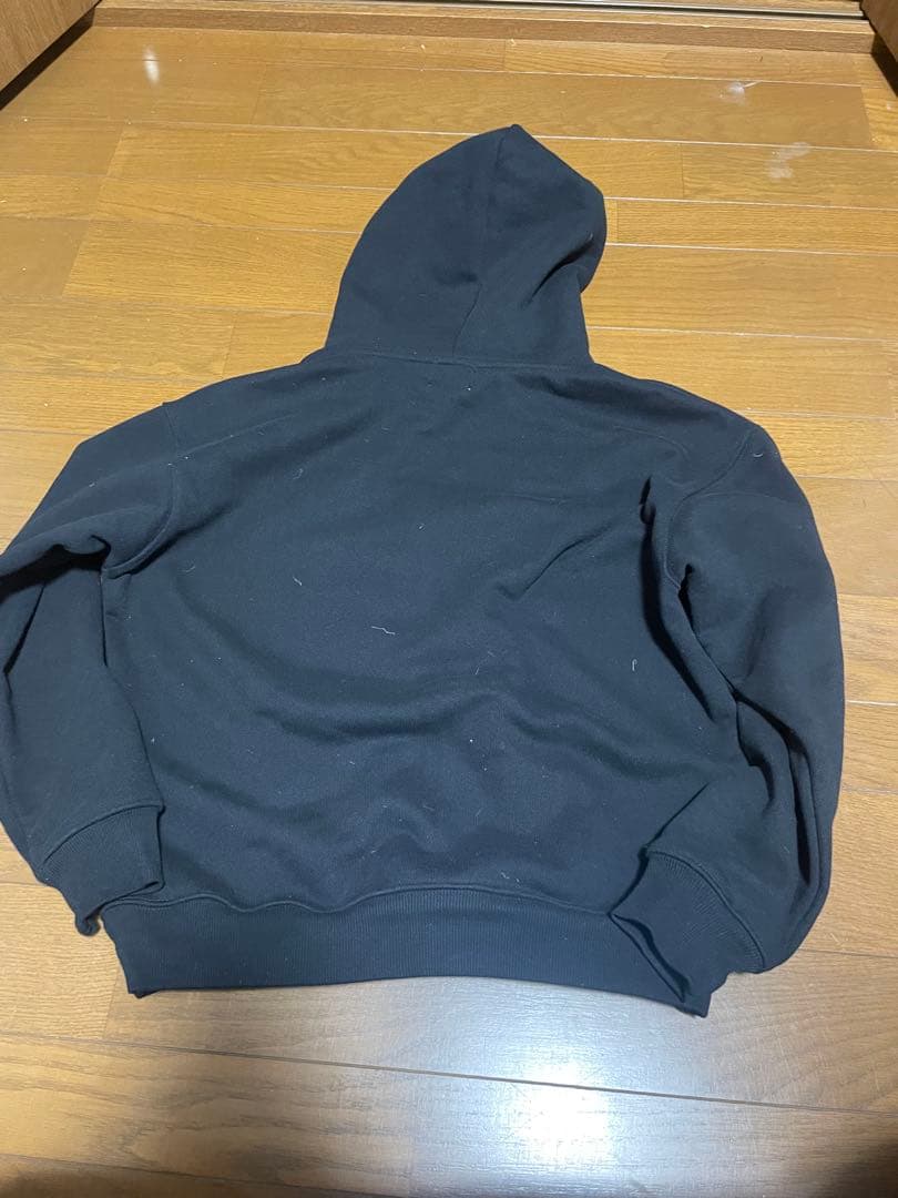 Blessü 黒 パーカー　Mサイズ