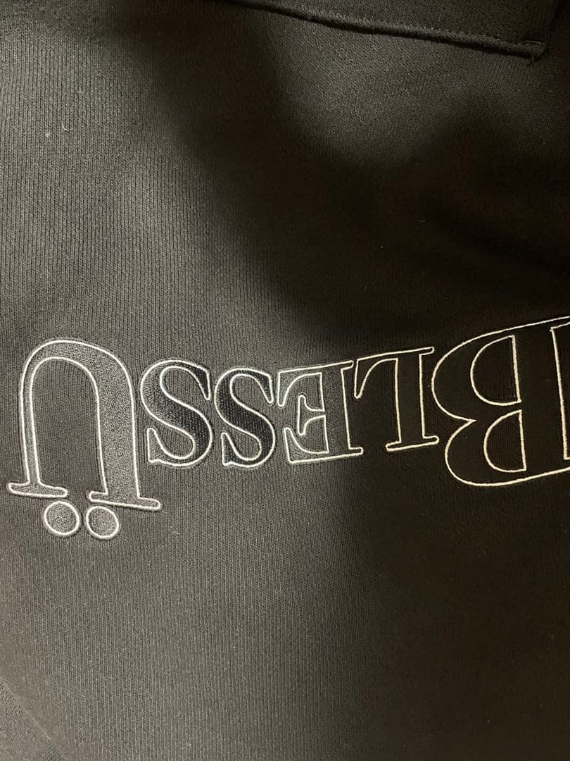 Blessü 黒 パーカー　Mサイズ