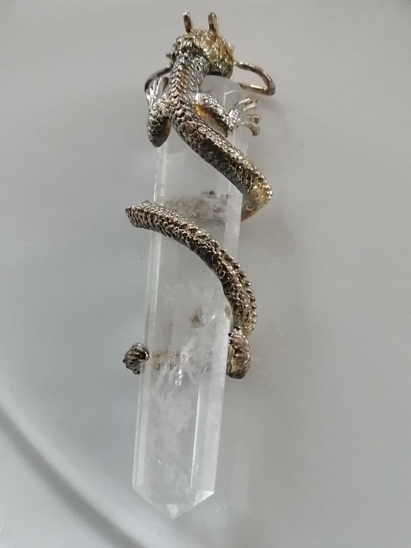 水晶　クリスタル　八角ポイント　登り龍　置物　縁起物