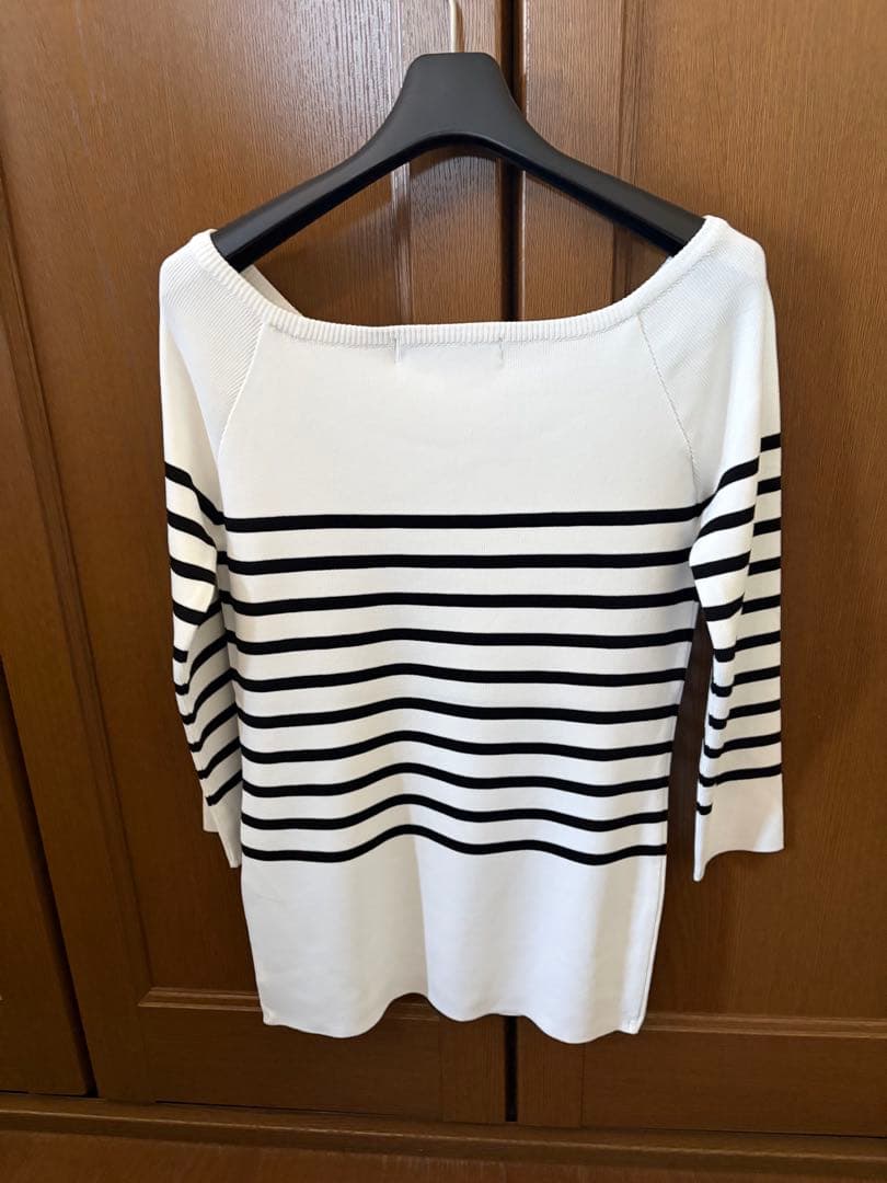 新春セール　未使用タグ付き　ボーダーアットバルコニー　ニット 38