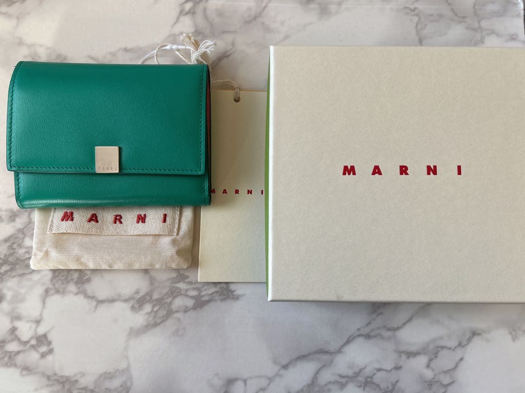 MARNI 財布　三つ折り　マルニ