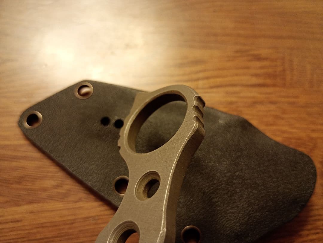 ダミーナイフ　タントーカランビット　両刃風装飾ベベル