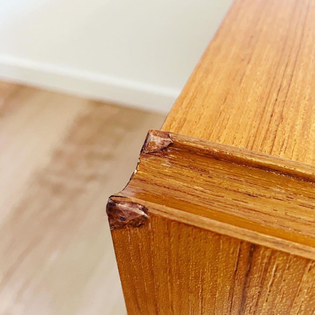 TVボード　オーディオキャビネット　チーク材　ビンテージ家具　古家具　モダン