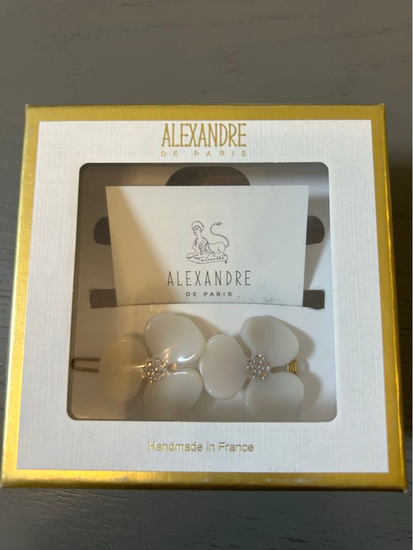 アレクサンドルドゥパリ　カメリアピン♡