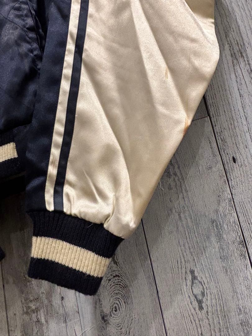 ♦︎ 飛有棲屯 HOUSTON ヒューストン 和柄 中綿 スカジャン　鷹刺繍