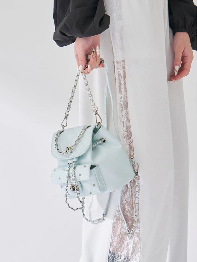 ダーリッチ　キルティングビジューミニリュック　SAX