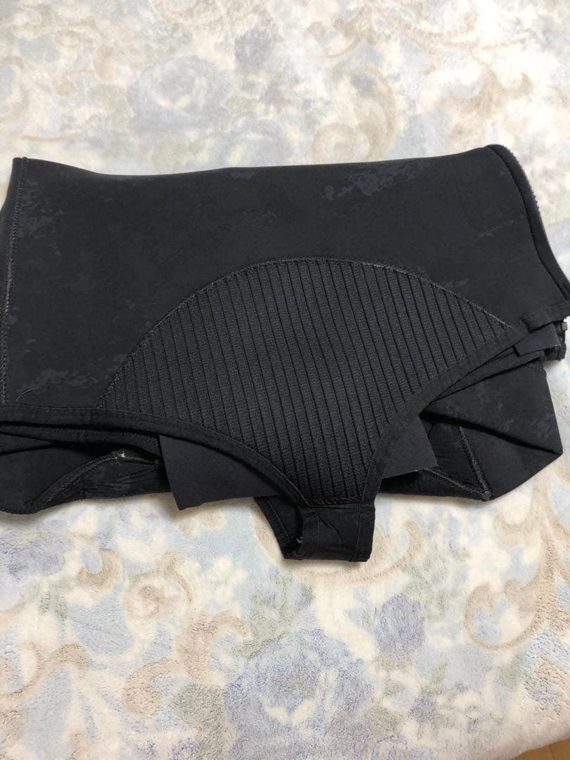 ネイビーカンパニーWATERMAN 5mmブラックカモ　ウェット 新品未使用品