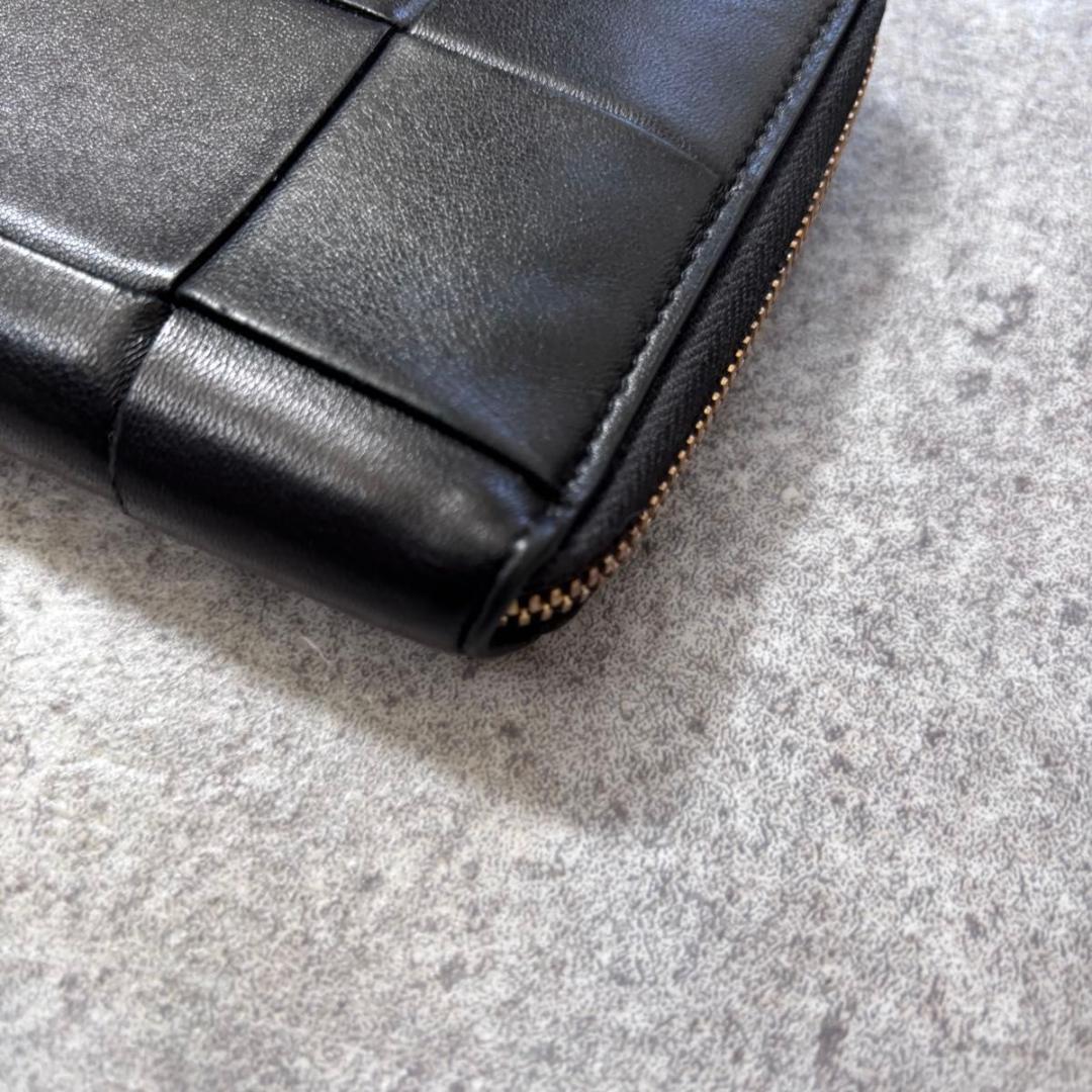 美品 ボッテガヴェネタ カセット ジップアラウンド ウォレット コンパクト