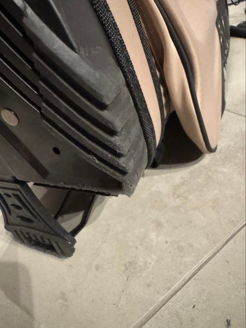 【人気美品】MARK & LONA スタンドバッグ ベージ ュ