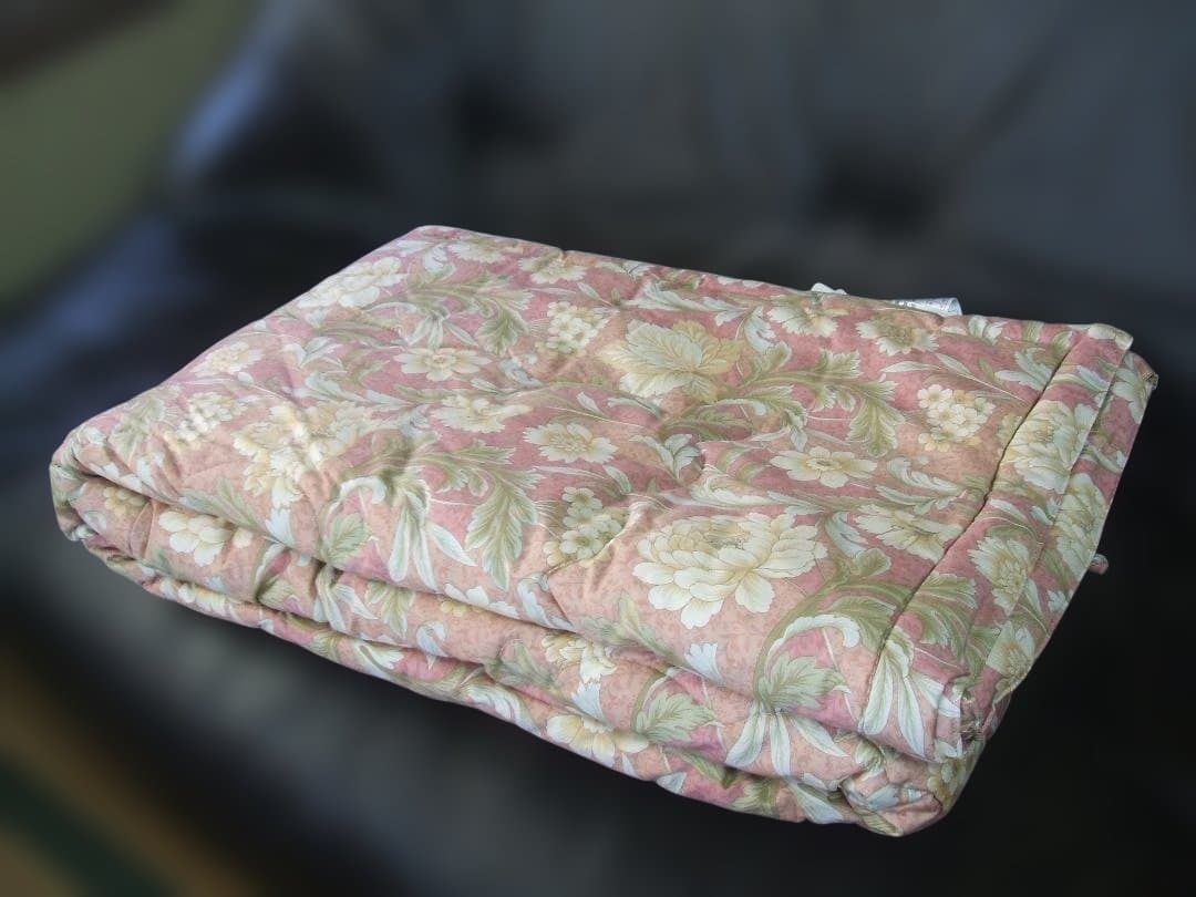 新品＊日本製＊手引き真綿（絹・シルク）＊真綿掛布団＊１キロ（シングル・ピンク）