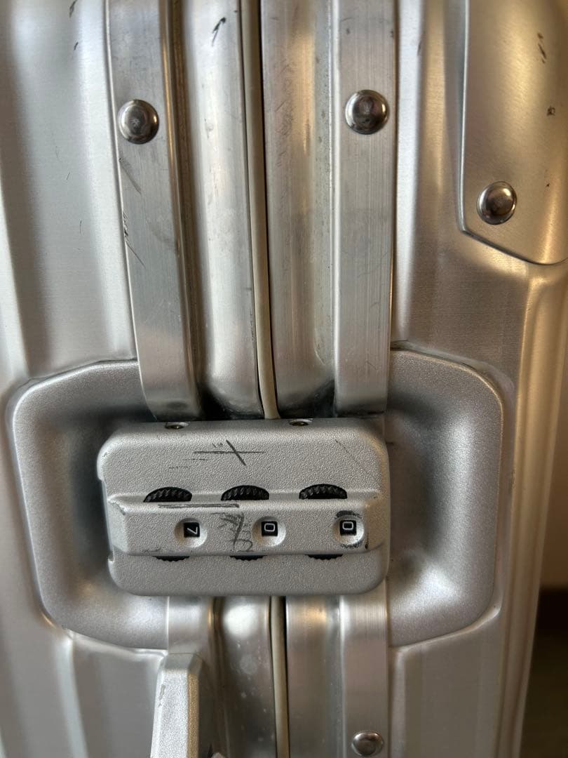 RIMOWA トパーズ 2輪 32L アルミスーツケース