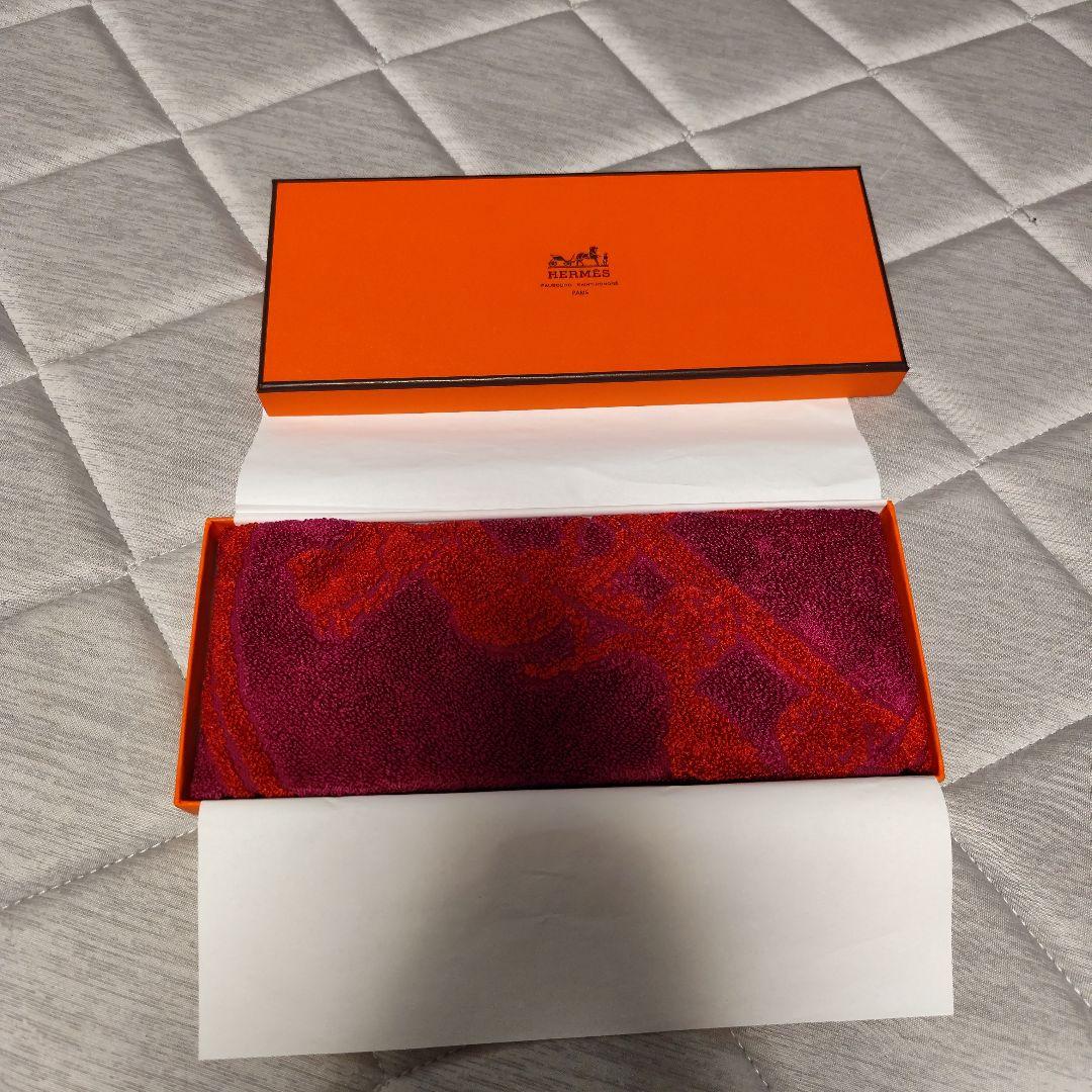 エルメス　タオル・ハンカチ　馬車柄