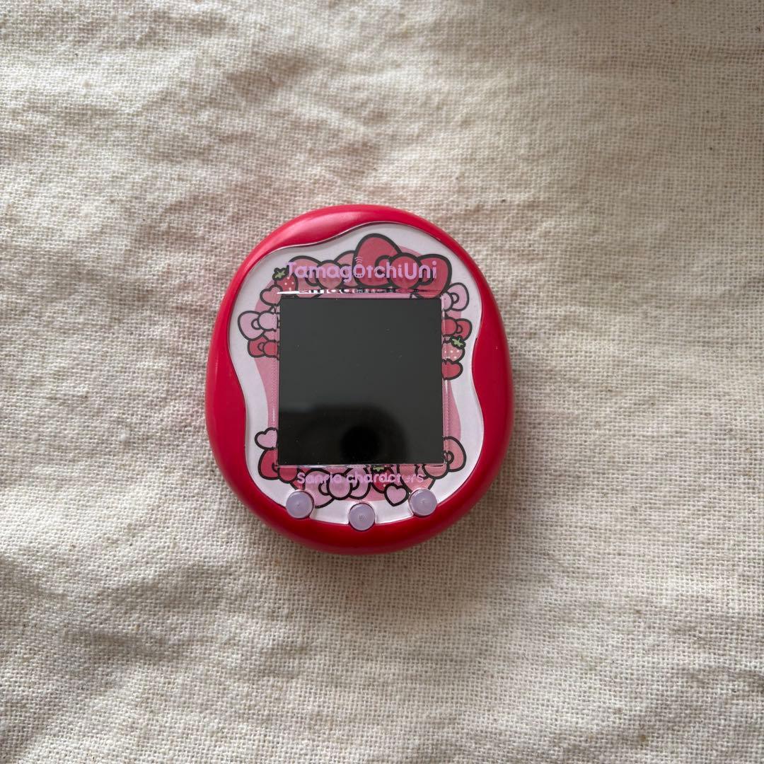 たまごっち ユニ サンリオキャラクターズ めじるしアクセサリーおまけ付き