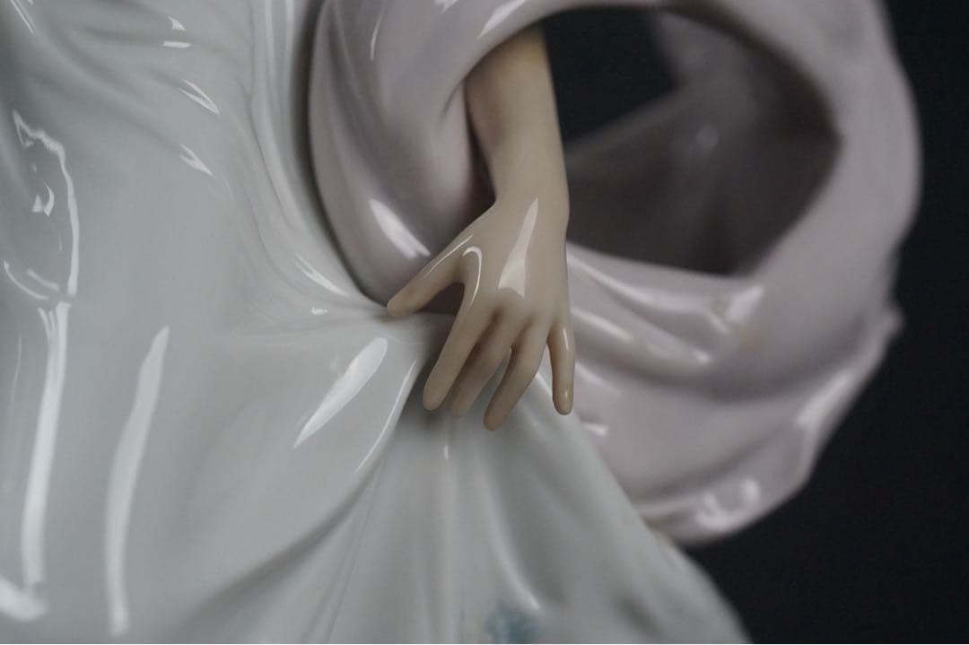 リヤドロ 「自由への賛歌」 Lladro
