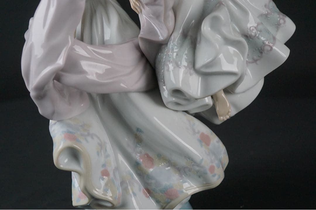 リヤドロ 「自由への賛歌」 Lladro