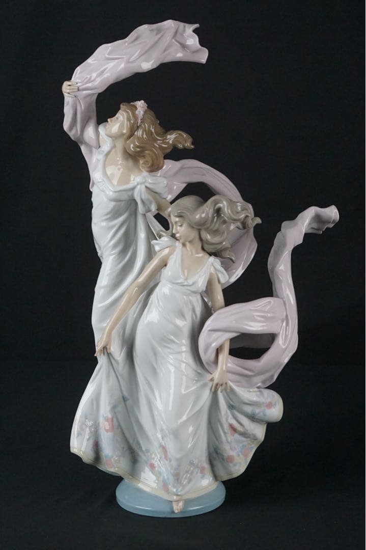 リヤドロ 「自由への賛歌」 Lladro