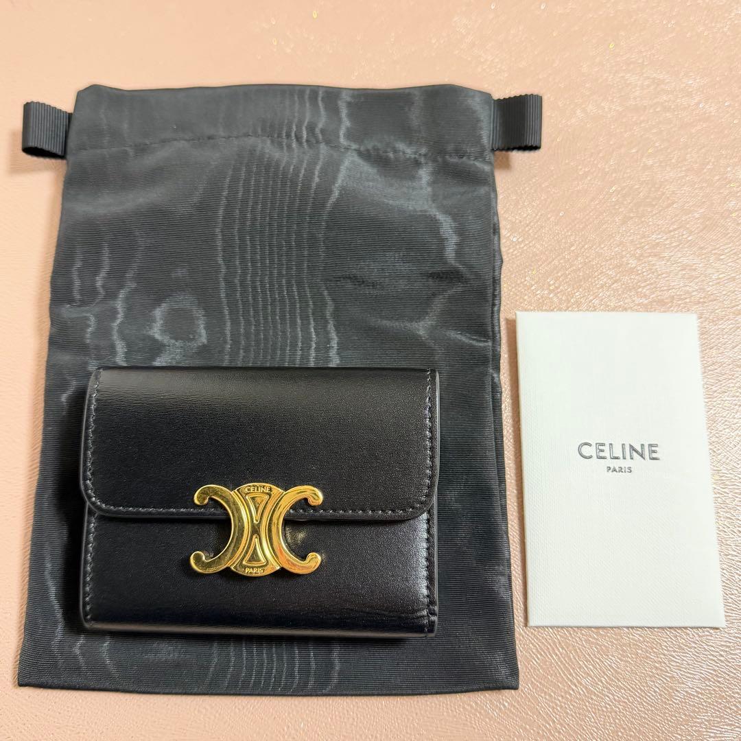 【美品】セリーヌ お財布 入れ付きコンパクトウォレット トリオンフ