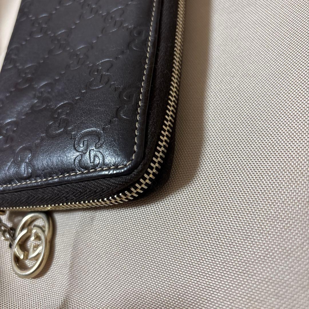 【最終値下げ中！また金額戻します】GUCCI 長財布