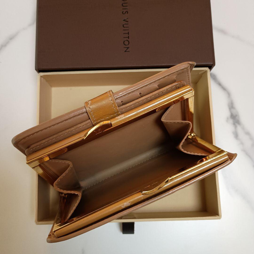 #LouisVuittonヴェルニ がま口二つ折り財布 ベージュ廃盤品希少正規品