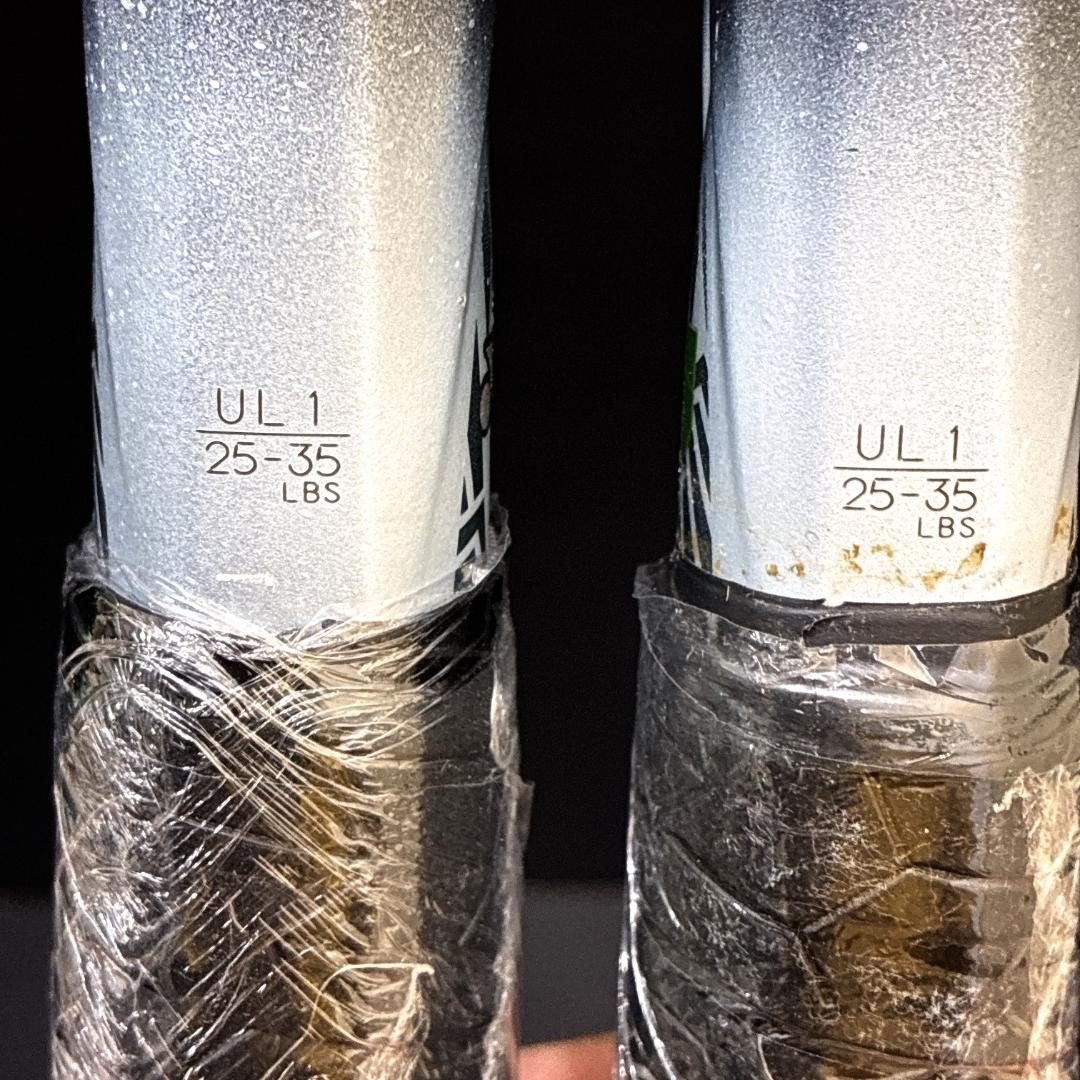 YONEX VOLTRAGE 8V ヨネックス　軟式テニスラケット 2本セット