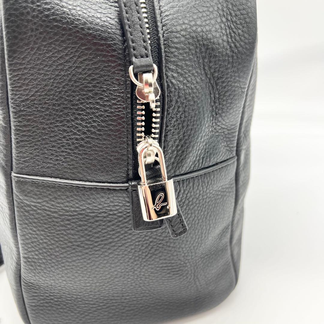 未使用級✨アニエスベー　ボストンバッグ　牛革　ブラック　南京錠　A4可　肩掛け可