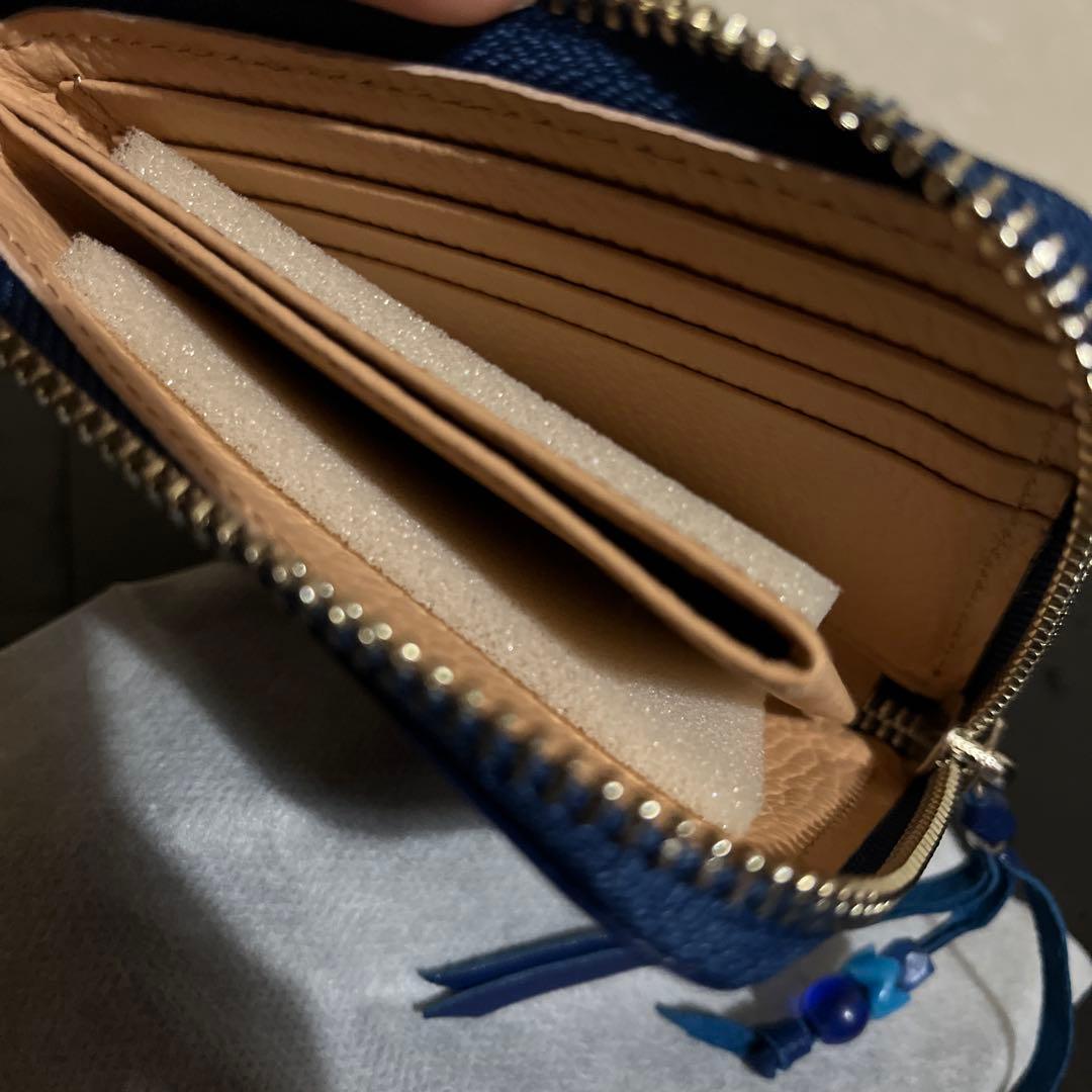 ブルーナボイン　スモールウォレット　ホースレザー