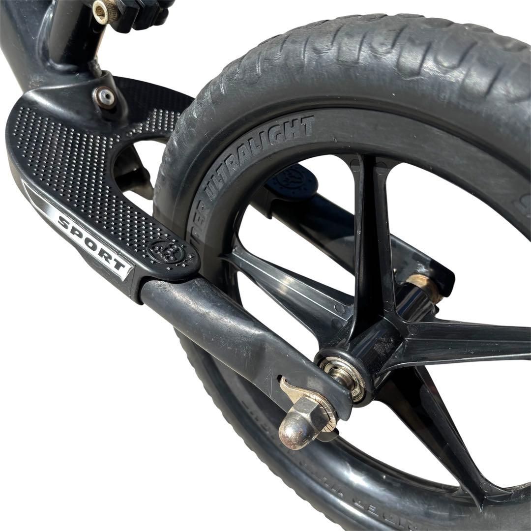 美品 ストライダー STRIDER 12 スポーツモデル 黒 バランスバイク