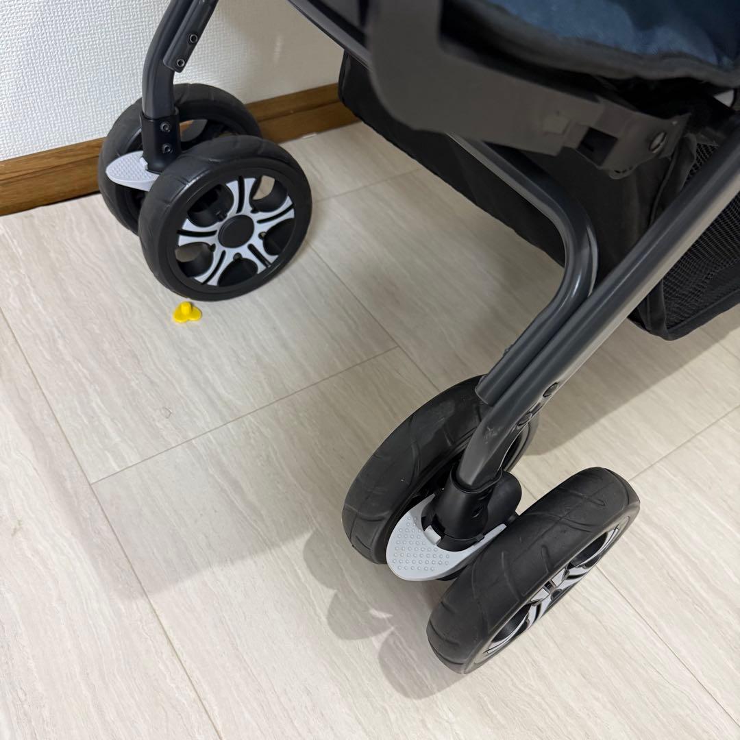 【極美品】カトージ　2人でゴー 縦型 スリム 2人乗り 人気ベビーカー ネイビー