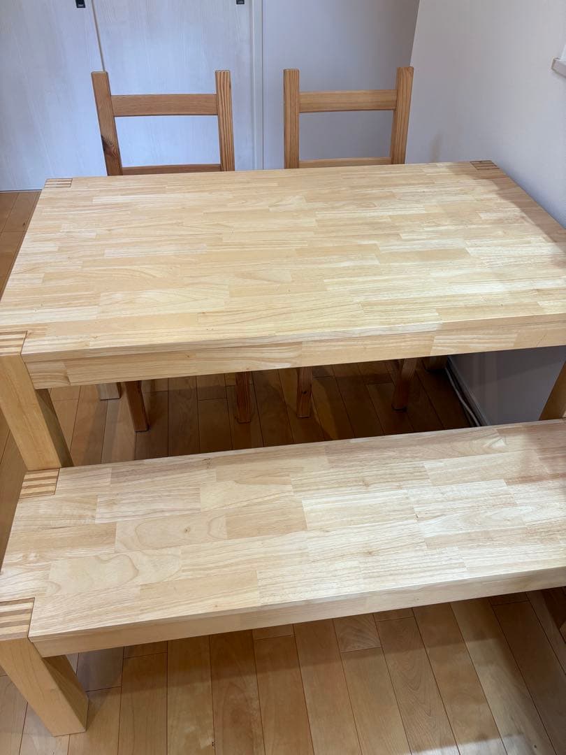 IKEA 4人掛けダイニングテーブル チェア・ベンチ付き